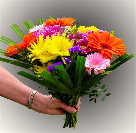 Expressing Appreciation for the Gift of Bouquets