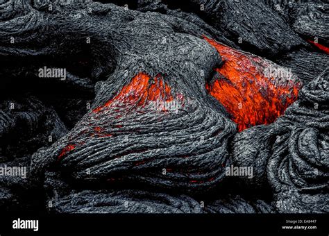 Fascinating Properties of Molten Rock: Its Extreme Temperature and Fluidity