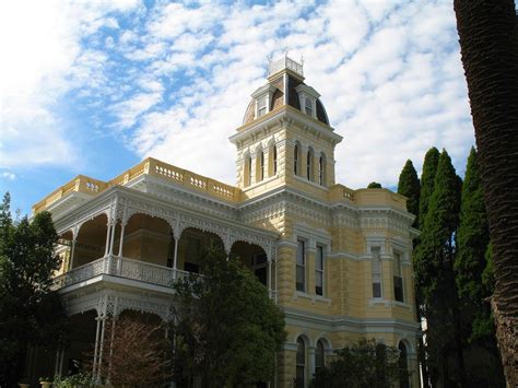 Fascinating Tales of Historic Victorian Residences