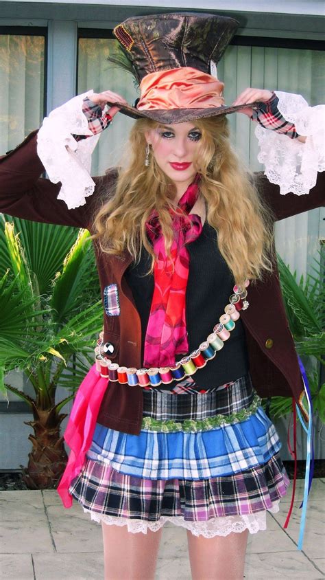 Fashion and Style of Alice Hatter