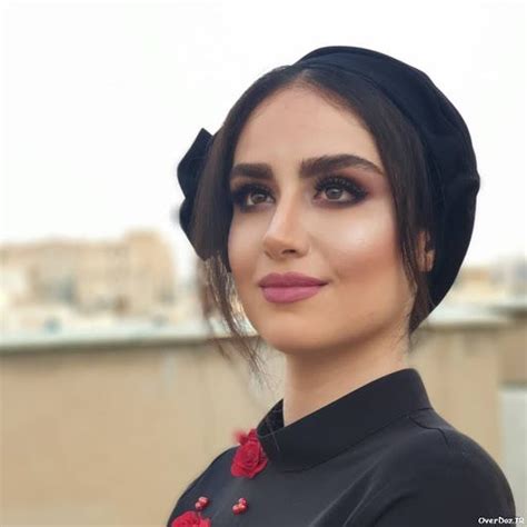 Figure and Fashion: Hanieh Gholami's Style Secrets