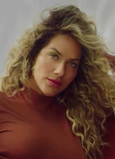 Figure of Giovanna Ewbank