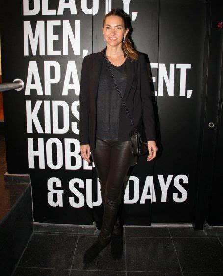 Find out Andrea Burstein's Height and Body Measurements