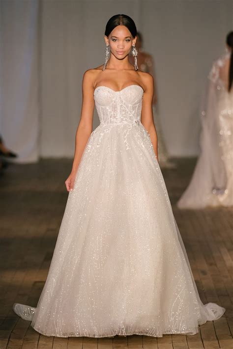 Finding Inspiration: Bridal Fashion Trends