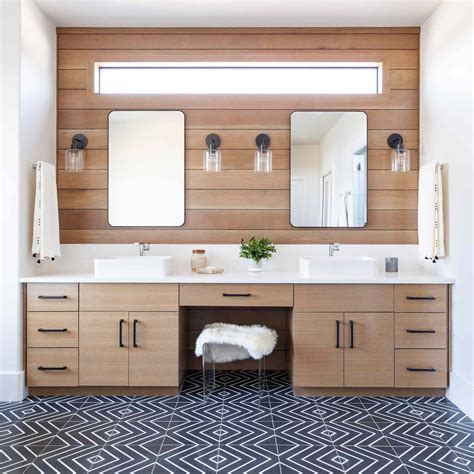 Finding the Ideal Vanity: Combining Style and Storage