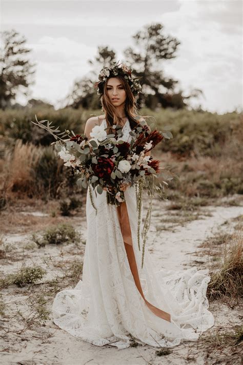 Flowing Dresses and Ethereal Vibes: How to Choose the Perfect Bohemian Outfit