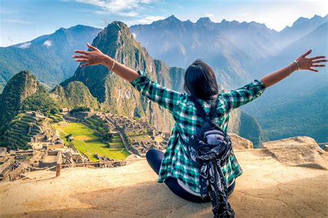 Flying Solo: Tips for Independent Travelers