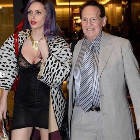 Gabi Grecko: Early Life and Career