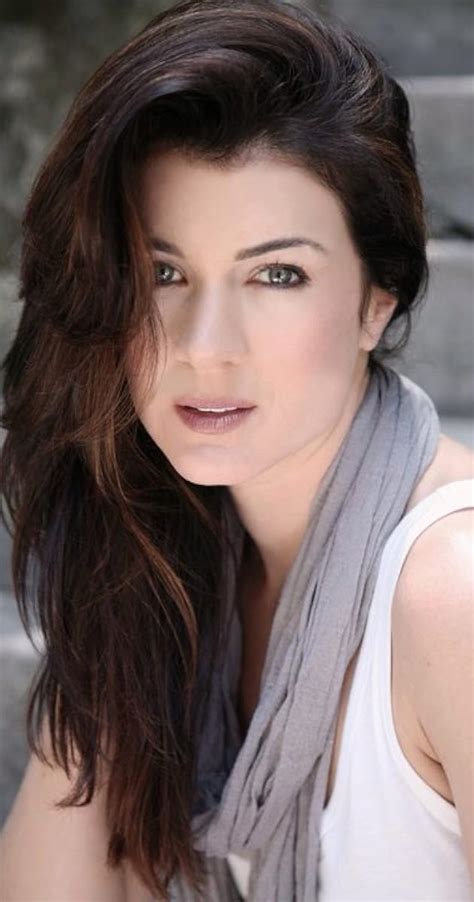 Gabrielle Miller Bio