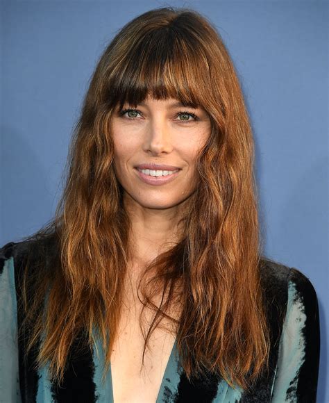 Get a Fresh Look! Master the Art of Trimming Fringes with Perfection