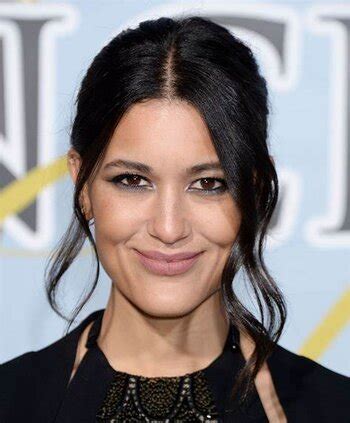 Get to Know Julia Jones: Fun Facts and Trivia