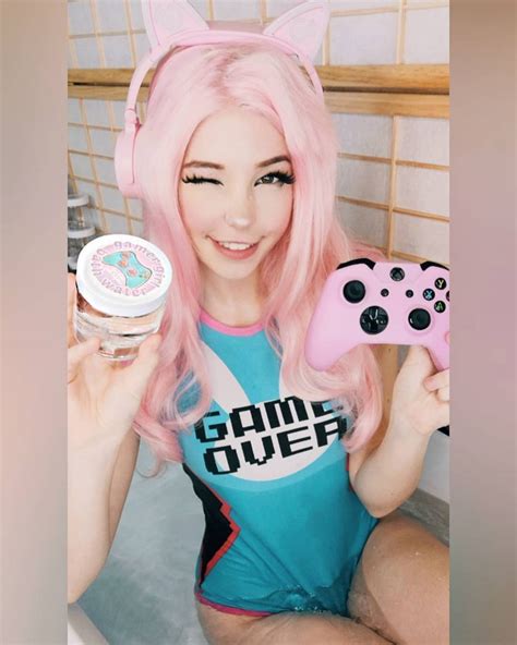 Get to Know the Age of Gamer Girl