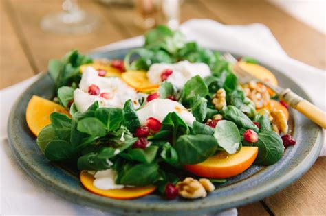 Getting Creative with Salad Ingredients and Toppings