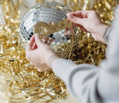 Glamour and Glitz: How to Throw a Party Worthy of the Stars