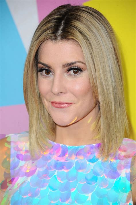 Grace Helbig: Physical Appearance and Style