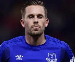 Gylfi Sigurdsson's Early Life and Childhood