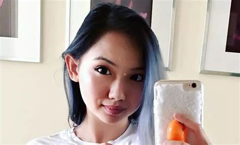 Hannah Sugarcookie's Age