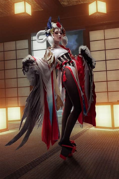 Height, Figure, and Net Worth of Tsuru Hime Cosplay