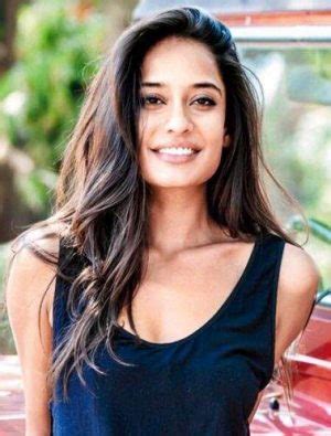 Height and Body Shape of Lisa Haydon