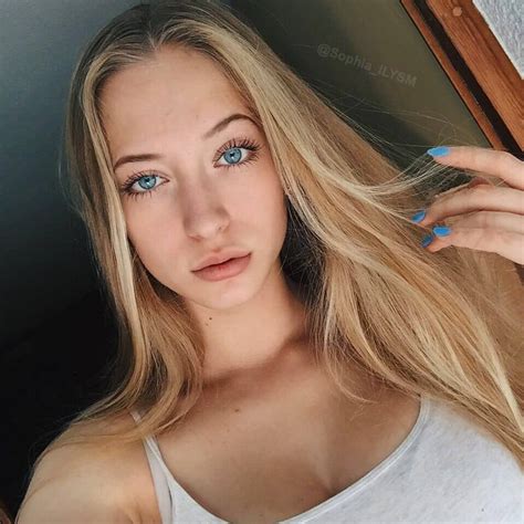 Height and Weight Measurements of Sophia Diamond