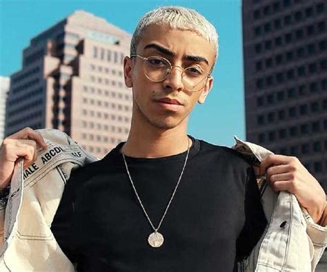 Height of Bilal Hassani: Fashionable Figure