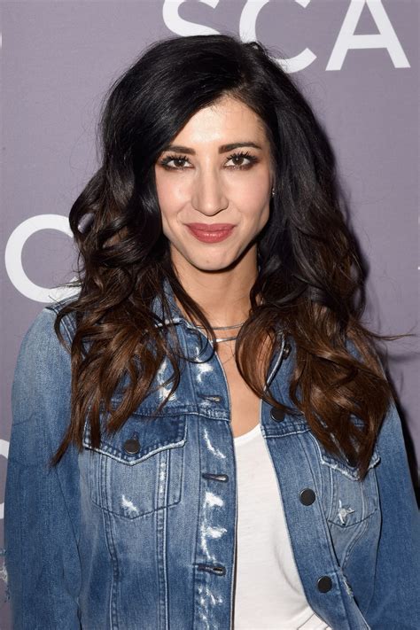 How Old is Dana Delorenzo?