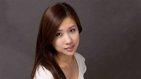 How old is Stephanie Kim?