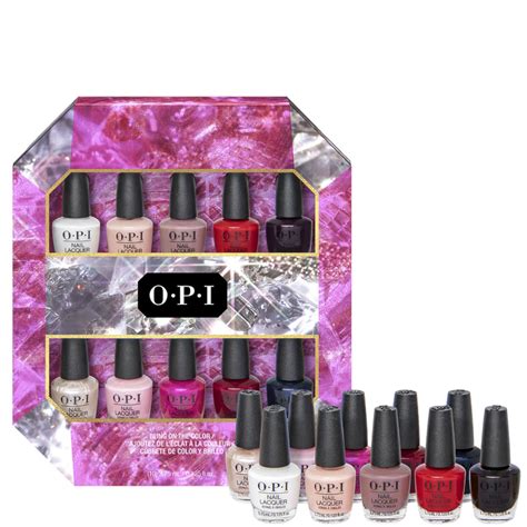 Influencer Collaboration: Exclusive Manicure Lacquer Bottles Worth Collecting