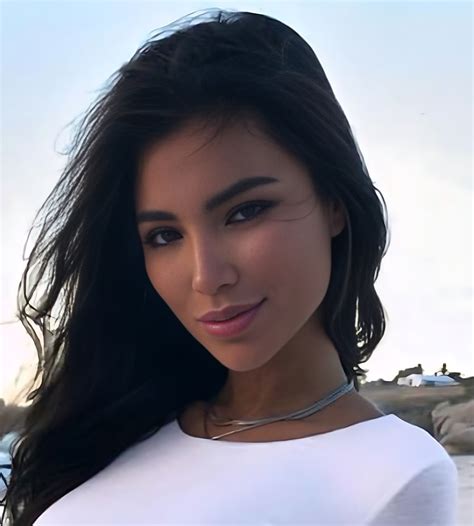 Insight into Svetlana Bilyalova - Vital Stats and Financial Standing