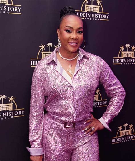 Insight into Vivica Doll's Physique and Body Measurements