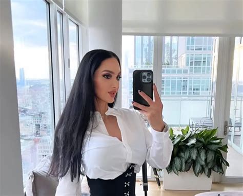 Insights into Amy Anderssen's Financial Success