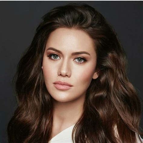 Insights into Fahriye Evcen's Personal Life and Relationships