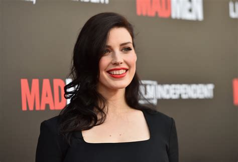 Insights into Jessica Pare's Work Environment - Unveiling the Movie Magic