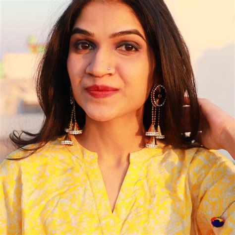 Insights into Mayuri Pandey's Perspective on Beauty and Self-care