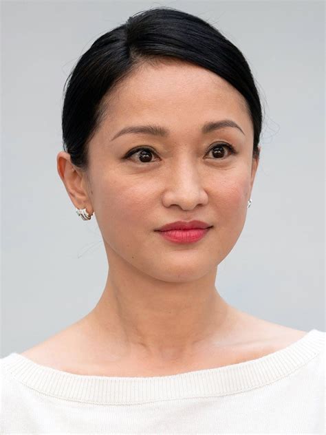 Insights into Zhou Xun's Personal Life and Relationships