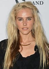 Isabel Lucas: Early Years and Age