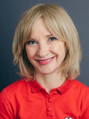 Jane Horrocks: Age, Height, and Figure