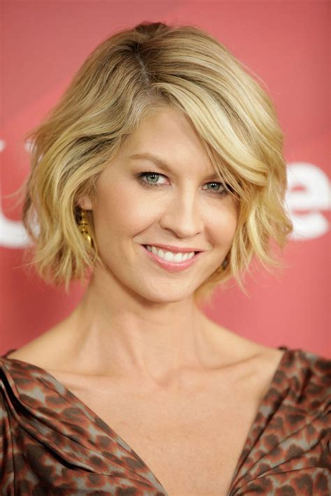 Jenna Elfman's Net Worth