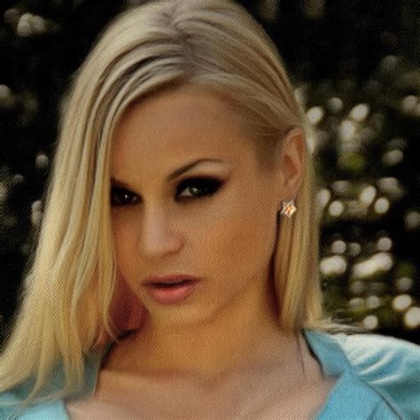 Jenny Poussin's Personal Life and Relationships