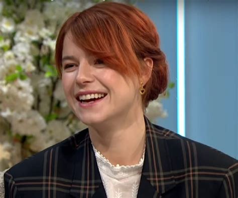 Jessie Buckley: Age and Personal Life