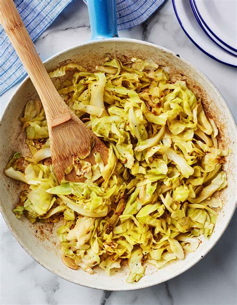 Joining the Cabbage Craze: Popular Cabbage Recipes You Must Try