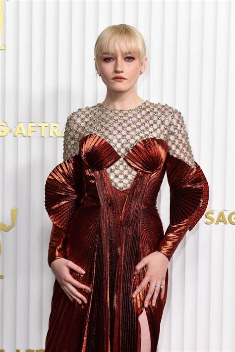 Julia Garner's Distinctive Fashion Sense