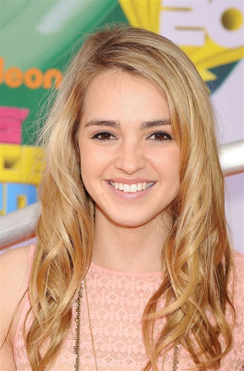 Katelyn Tarver: An Emerging Talent in the Glitz of Hollywood