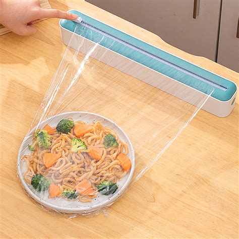 Keeping Food Fresh: Cling Film as a Food Preserver