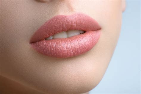 Keeping Your Gorgeous Lips Looking Perfect: Tips for Long-Lasting Lusciousness