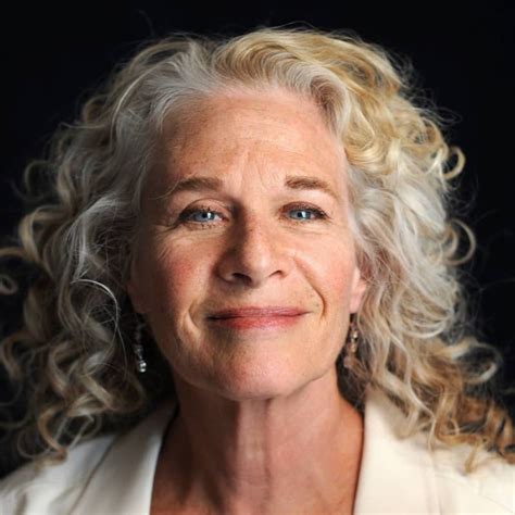 Learn About Carole King's Height and Appearance