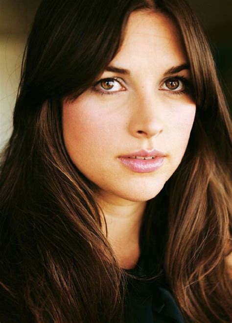 Learn about Amelia Warner's Early Life and Career Beginnings