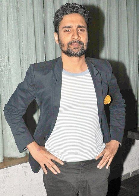 Learn more about Chandan Roy Sanyal's age and upbringing.