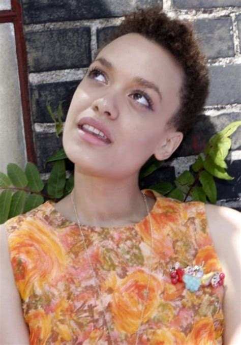 Learn more about the fascinating Britne Oldford