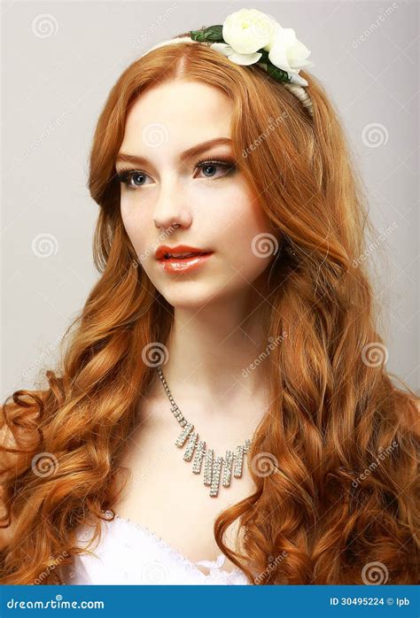 Long Hair as a Symbol of Femininity and Sensuality in Dreams